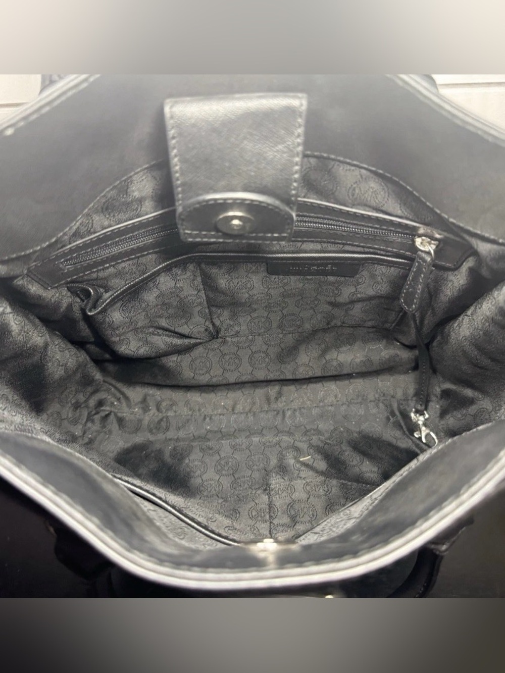 Michael Kors Hamilton Large Satchel Purse Black Saffiano Leather Silver Hardware - Picture 6 of 10